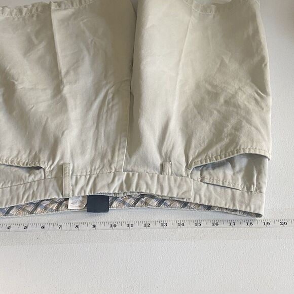 VINTAGE LEVIS SILVERTAB Mens Beige Baggy Khaki Shorts Size 38 Y2K Skater Logo - Picture 9 of 10